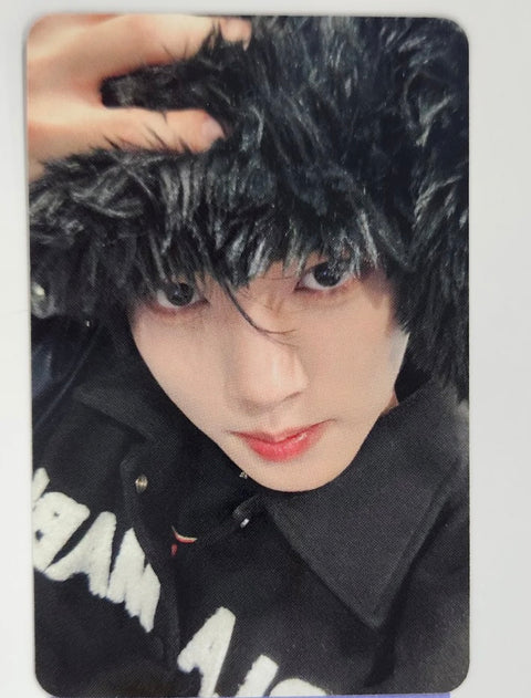 ZEROBASEONE "πππ¨π π£ππ₯ππππ¦π" The 5th Mini Album - Apple Music Pre-Order Benefit Photocard