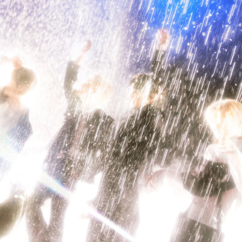 SHINEE - ATMOS (RAIN CEREMONY VER.)